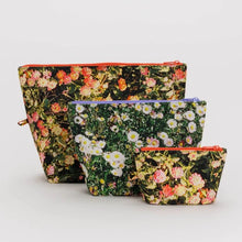 Load image into Gallery viewer, Go Pouch Set - Photo Florals - Tigertree
