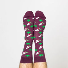 Load image into Gallery viewer, Men&#39;s Weed Crew Socks - Tigertree
