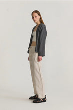 Load image into Gallery viewer, Yvette Linen Jacket - Tigertree
