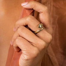 Load image into Gallery viewer, Victorian Snake Ring - Tigertree