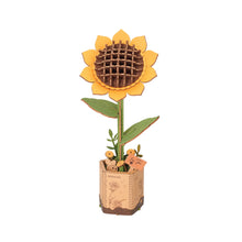 Load image into Gallery viewer, 3D Wooden Flower Puzzles - Tigertree