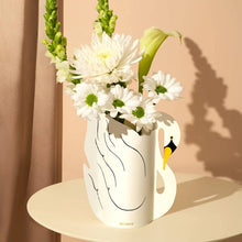 Load image into Gallery viewer, Octaevo Mini Paper Vase- Swan - Tigertree