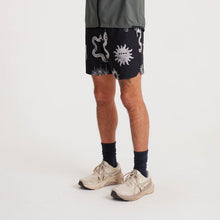 Load image into Gallery viewer, Serrano Active Stretch Shorts- Black/White - Tigertree