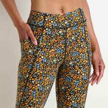 Load image into Gallery viewer, Terrane Leggings- Black Ditsy Print - Tigertree