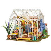 Load image into Gallery viewer, DIY House Kit: Dreamy Garden House - Tigertree