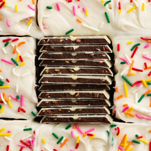 Load image into Gallery viewer, Block Party Brownie Truffle Bar - Tigertree