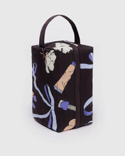 Load image into Gallery viewer, Dopp Kit- Get Ready With Me - Tigertree