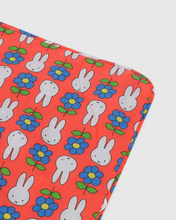 Load image into Gallery viewer, Puffy Picnic Blanket- Flower Miffy - Tigertree