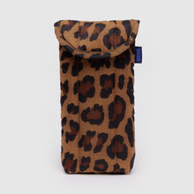 Load image into Gallery viewer, Puffy Glasses Sleeve- Leopard - Tigertree