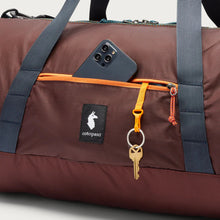 Load image into Gallery viewer, Ligera 45L Duffel Bag - Cada Dia Chestnut
