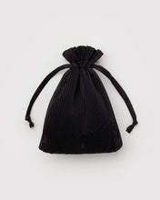 Load image into Gallery viewer, Pleated Baggu- Black
