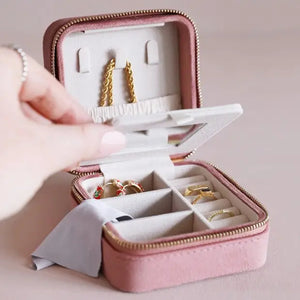 Rose Pink Velvet Square Travel Jewelery Case