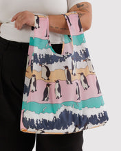 Load image into Gallery viewer, Standard Baggu - Penguin
