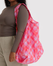 Load image into Gallery viewer, Big Baggu- Pink Star Plaid
