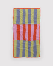 Load image into Gallery viewer, Bath Towel - Pool Stripe - Tigertree

