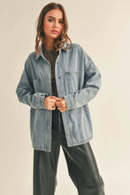 Load image into Gallery viewer, Phoebe Denim Shacket - Tigertree
