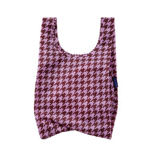 Load image into Gallery viewer, Baby Baggu - Pink Houndstooth
