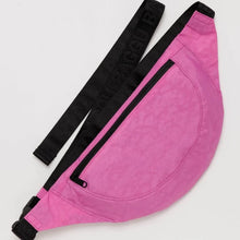Load image into Gallery viewer, Crescent Fanny Pack - Extra Pink - Tigertree
