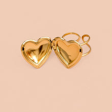 Load image into Gallery viewer, Locket Up Ring- 18K Gold Plated
