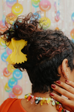 Load image into Gallery viewer, Farfalle Pasta Hair Claw
