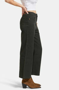 Margo Cropped Washed Black