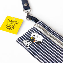 Load image into Gallery viewer, Lanyard Zip Wallet - Snoopy Bouquet - Tigertree

