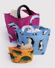 Load image into Gallery viewer, Go Pouch Set - Vacation Animals
