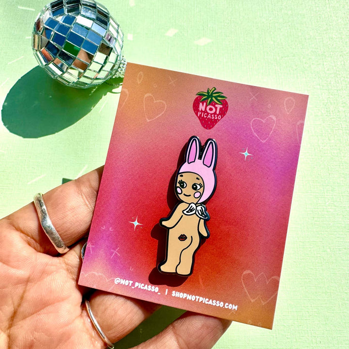 Love Bunny Enamel Pin - Tigertree