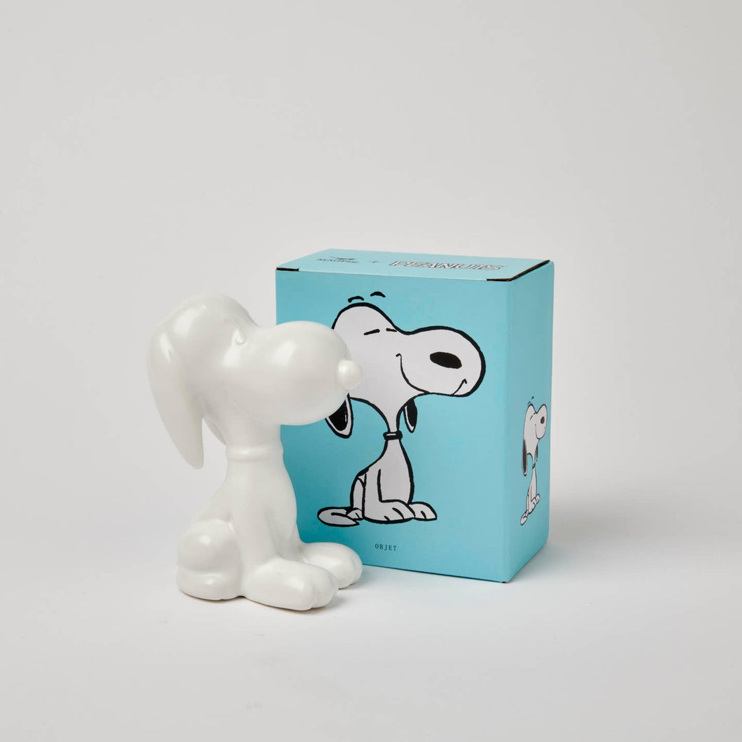 Peanuts Snoopy Figurine