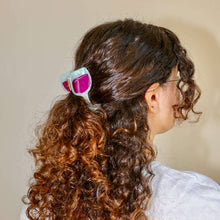 Load image into Gallery viewer, Midi Red Wine Glass Hair Claw Clip
