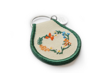 Load image into Gallery viewer, Floral Wreath Heart Patch Keychain
