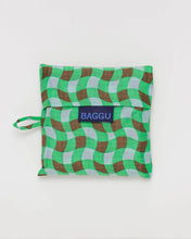Load image into Gallery viewer, Standard Baggu - Wavy Gingham Green - Tigertree
