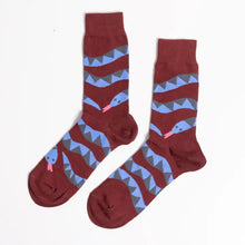 Load image into Gallery viewer, Men&#39;s Snakes Crew Socks
