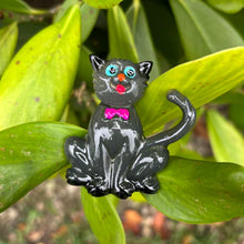 Load image into Gallery viewer, Retro Fridge Magnet Animal -
