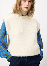 Load image into Gallery viewer, Nagia Creme Sweater
