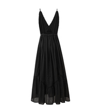 Load image into Gallery viewer, Philyra Dress - Noir
