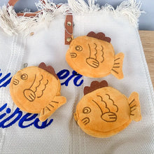 Load image into Gallery viewer, Taiyaki Fish Zipper Keychain Pouch

