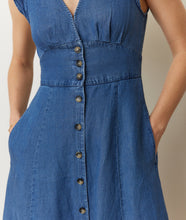 Load image into Gallery viewer, Camila Midi Dress - Medium Wash - Tigertree
