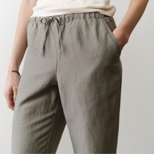 Load image into Gallery viewer, Linen Drawstring Pant - Sea Spray
