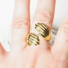 I Wanna Hold Your Hand Ring - Tigertree