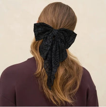 Load image into Gallery viewer, Oversized Bow Hair Clip - Spider
