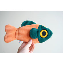 Load image into Gallery viewer, The Fish Pouch - Coral/Dark Green - Tigertree
