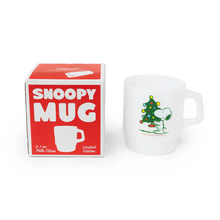 Load image into Gallery viewer, Snoopy Christmas Tree Mug
