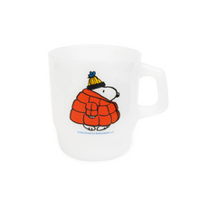 Load image into Gallery viewer, Snoopy Puffy Coat Mug
