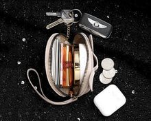 Load image into Gallery viewer, Elephant Zipper Change Purse
