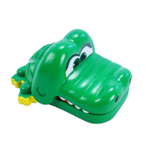 Load image into Gallery viewer, World's Smallest Game- Crocodile Dentist - Tigertree
