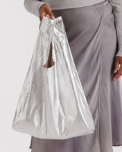 Load image into Gallery viewer, Standard Baggu- Chrome Metallic

