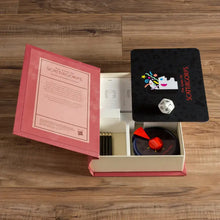 Load image into Gallery viewer, Scattegories Vintage Bookshelf Edition - Tigertree
