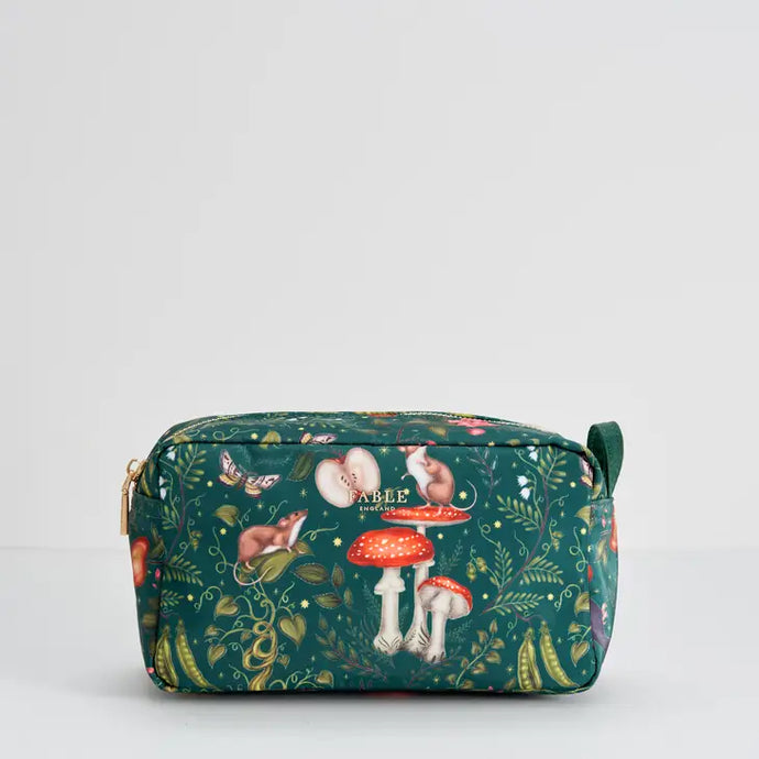Into the Woods Green Travel Pouch - Tigertree