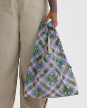 Load image into Gallery viewer, Standard Baggu- Green Star Plaid
